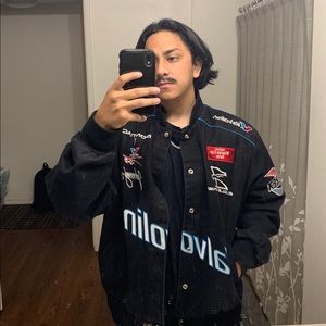 Meet your Posher, Anthony